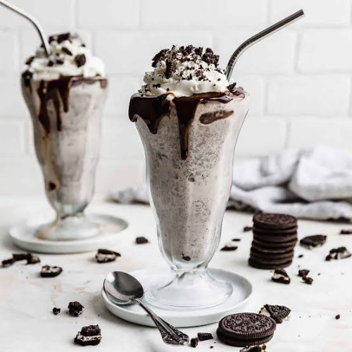 Oreo milk shake